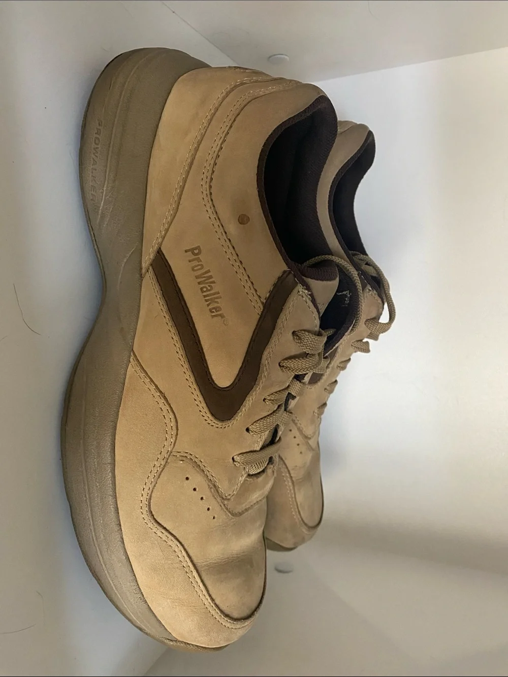 Men's ROCKPORT PROWALKER Size 10 1/2  Lace-Up Sneakers in Tan with Brown Accents